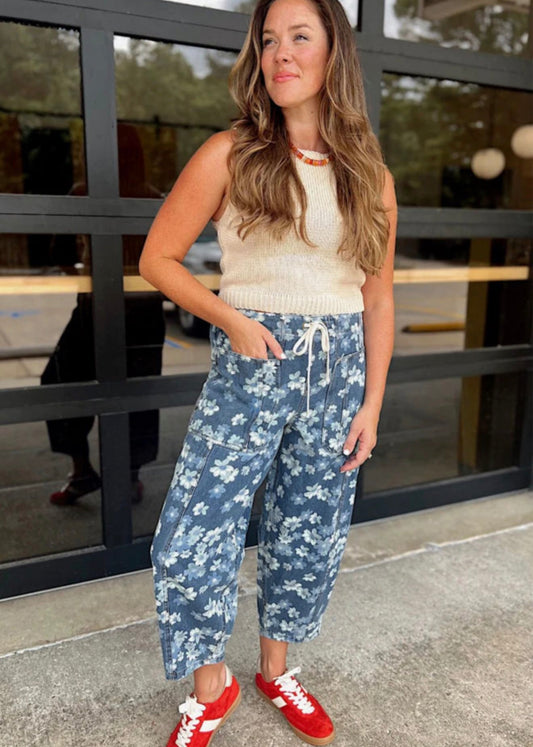 Flowers Capri Jeans
